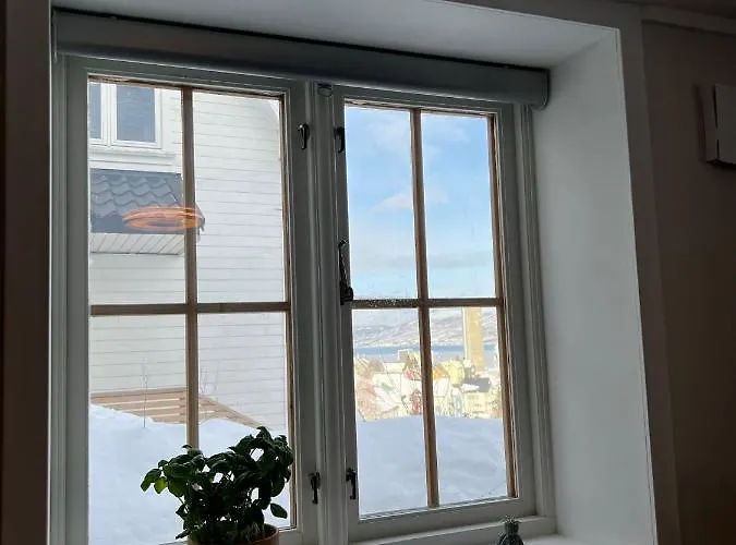 Studioapartment In Centrum アパート トロムソ